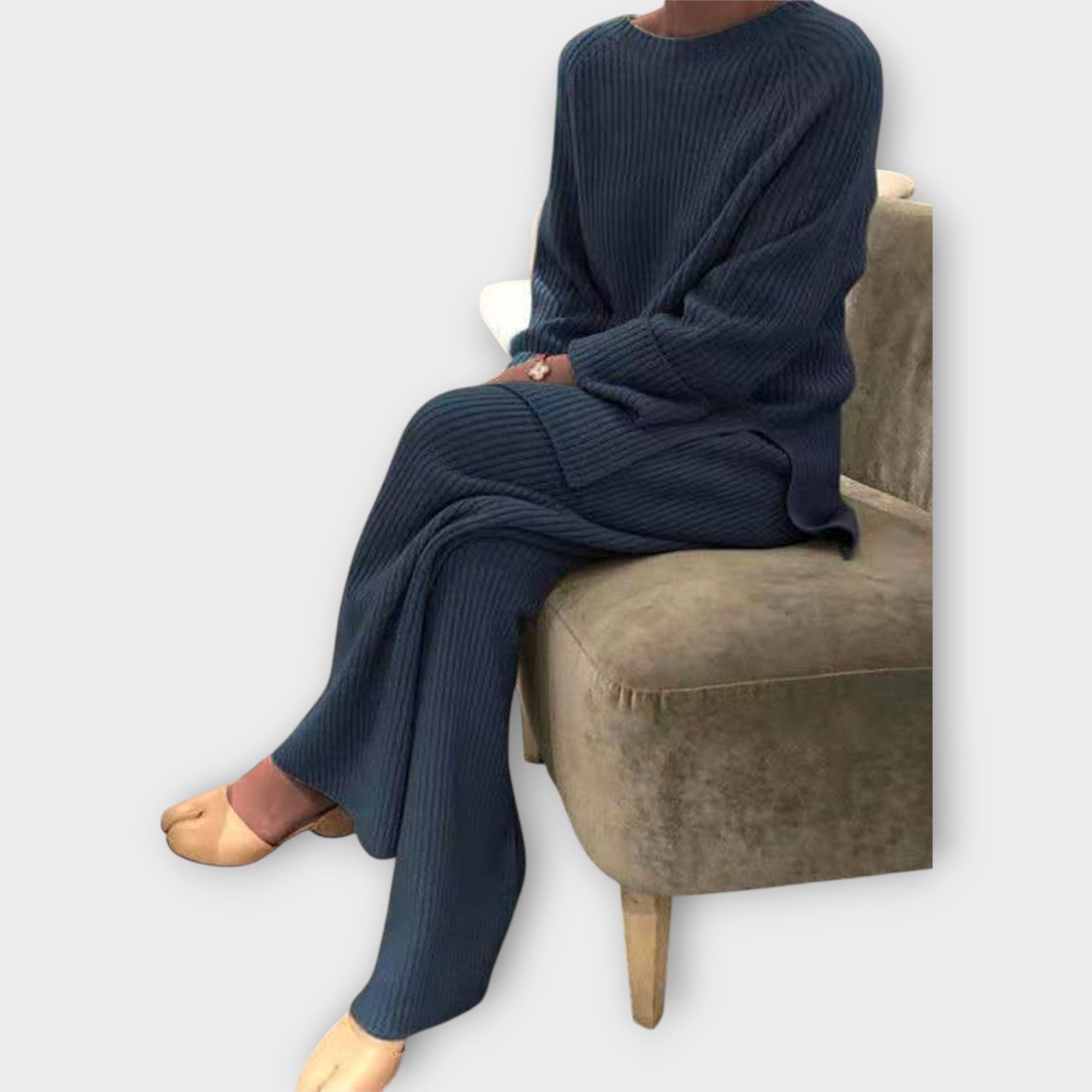 Kootud komplekt lahtise joonega