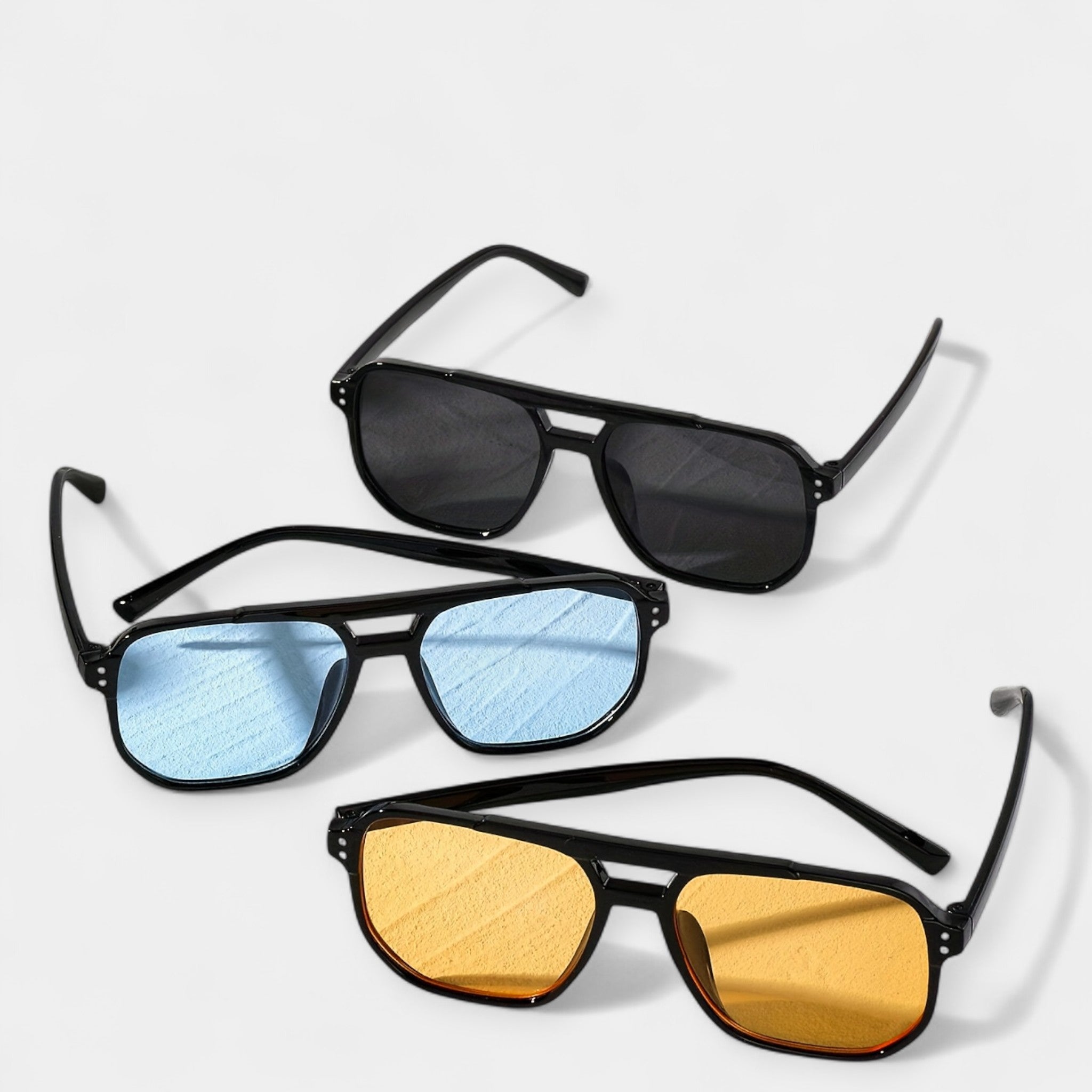 Square Glasses with Rivet