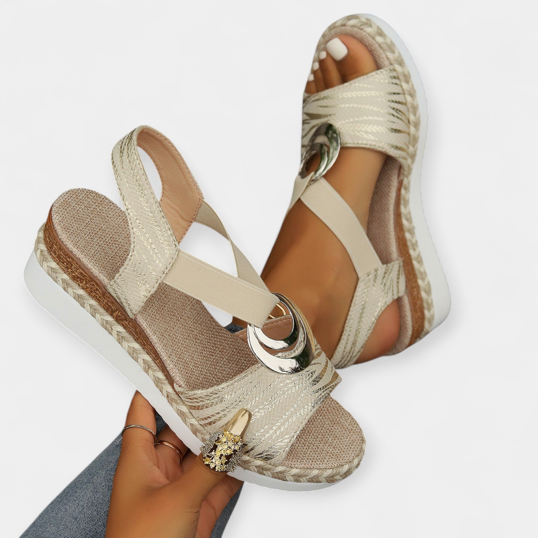 Kootud Rooma sandaalid