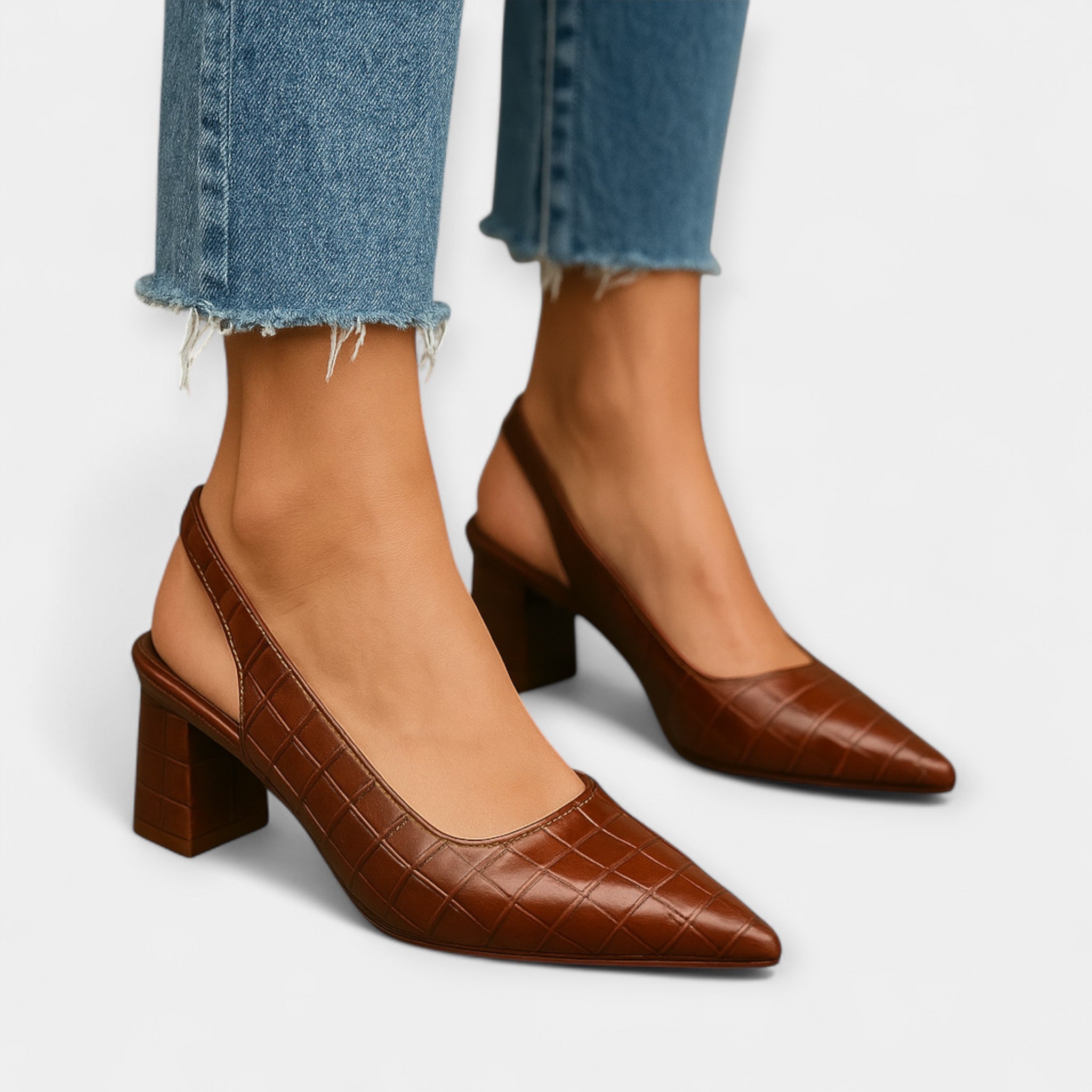 Luksuslike detailidega kontsad