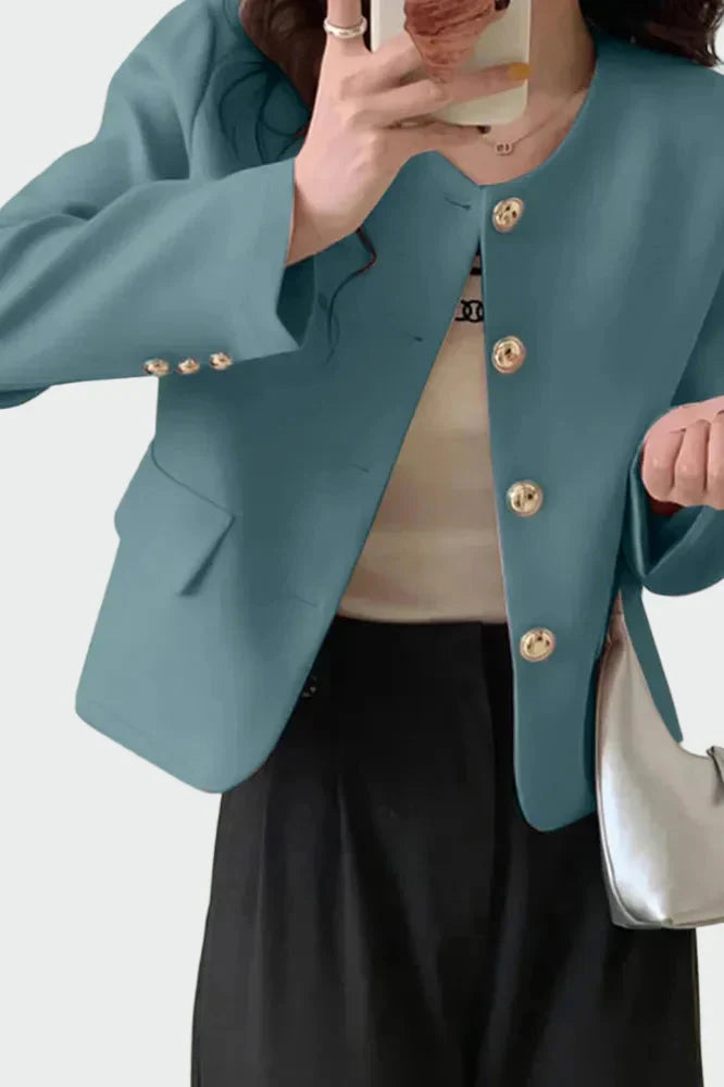 Elegantse joonega jakk