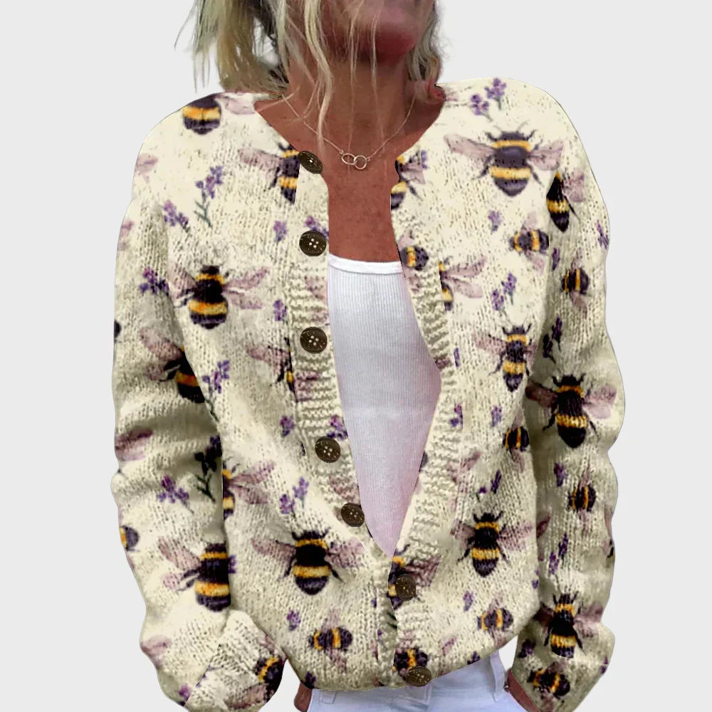 Elegant Knitted Gilet with Design