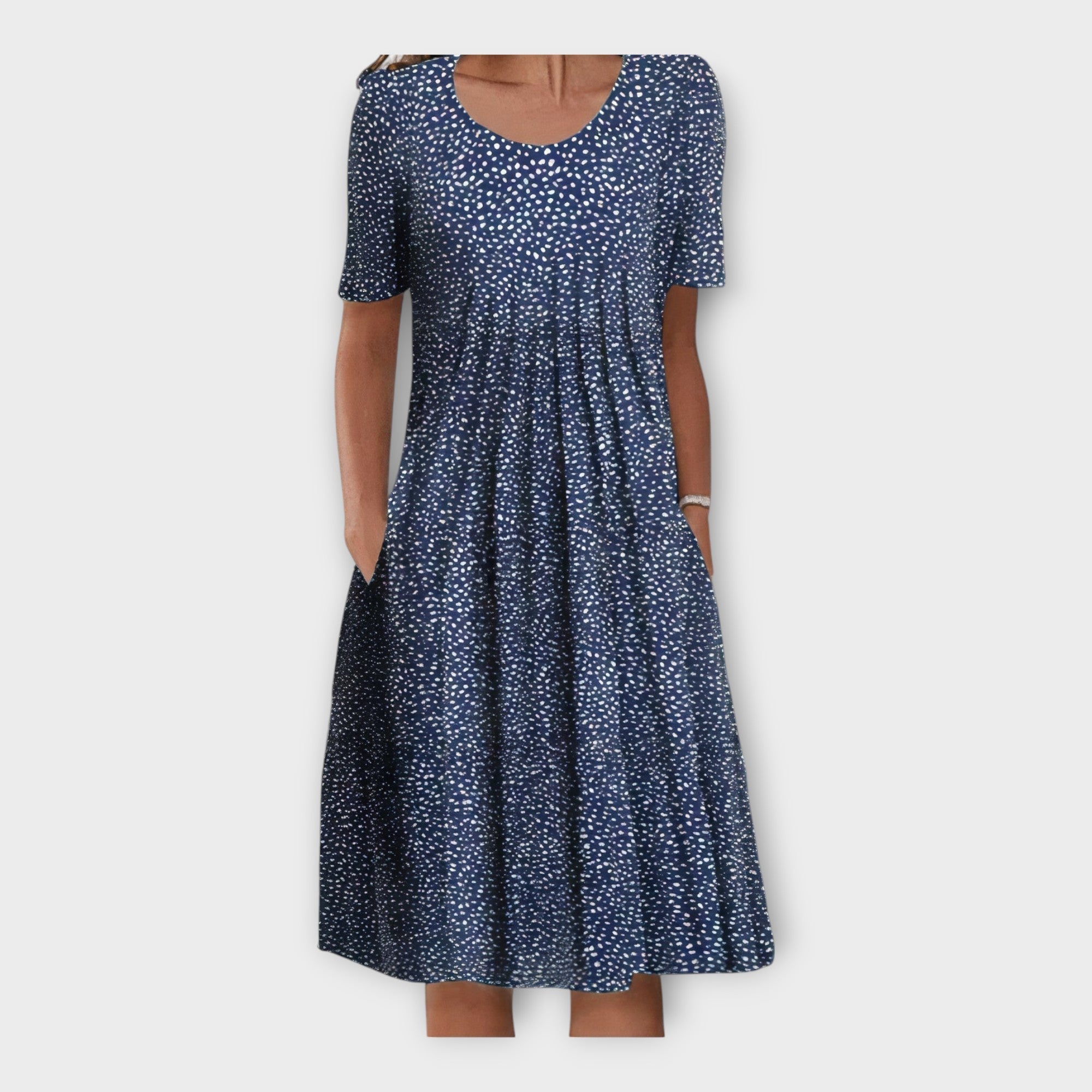 Dress with Floral Pattern and Short Sleeves