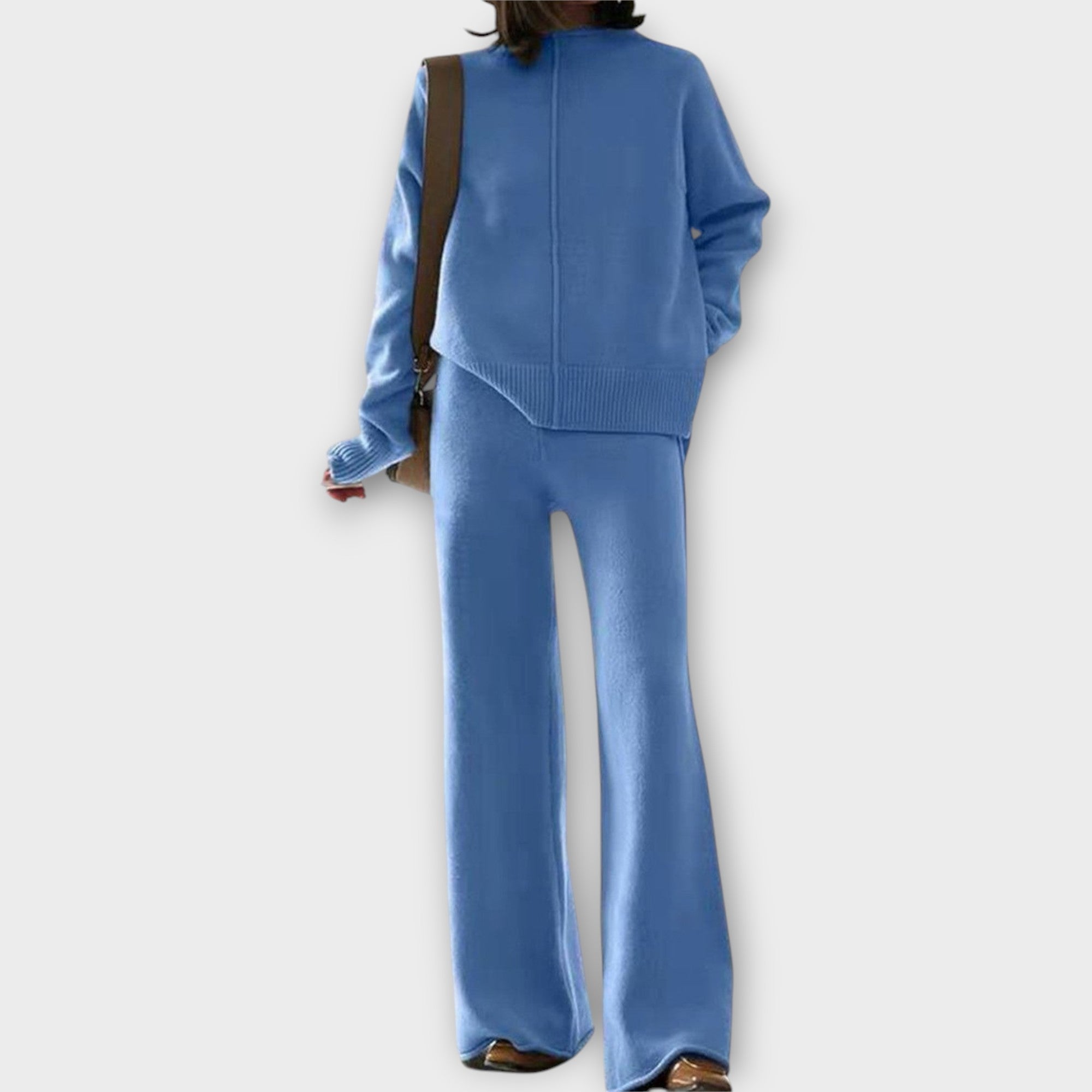 Ajatu elegantsi ja mugava komplekt