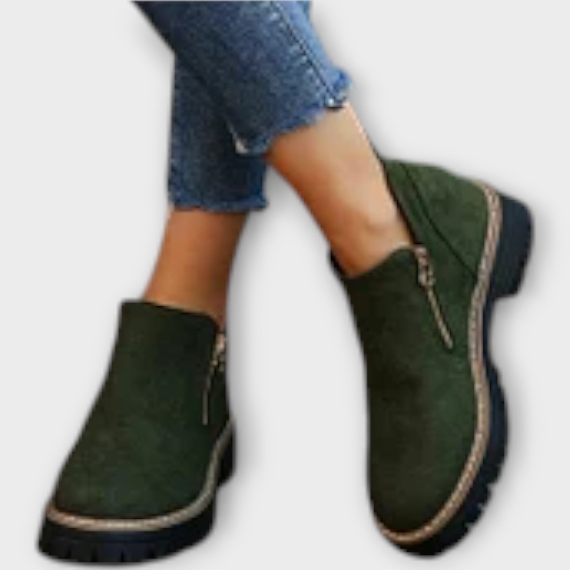 Elegant design and comfortable fit pool cushion