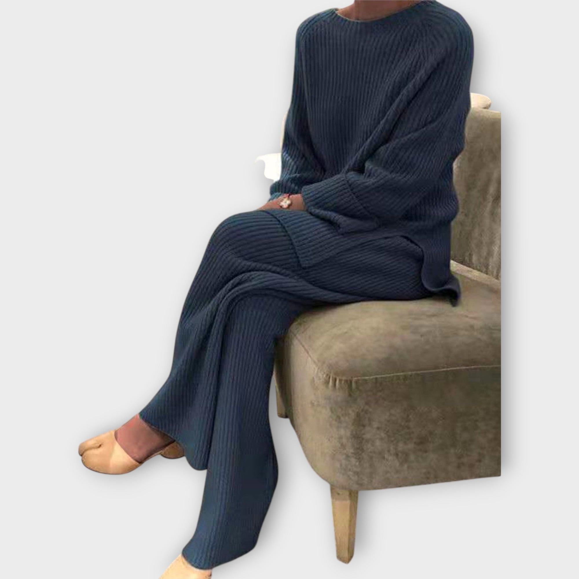 Kootud komplekt lahtise joonega