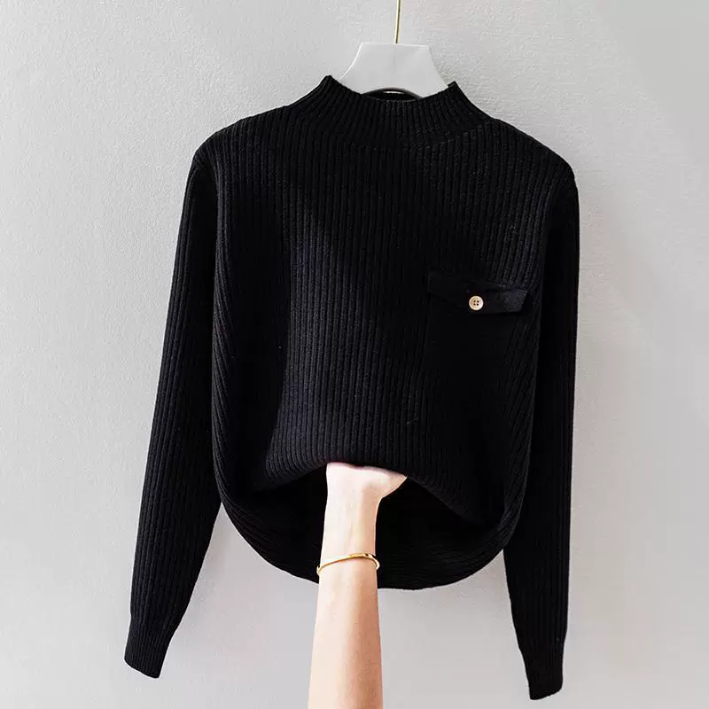 Elegant knitted high-neck sweater