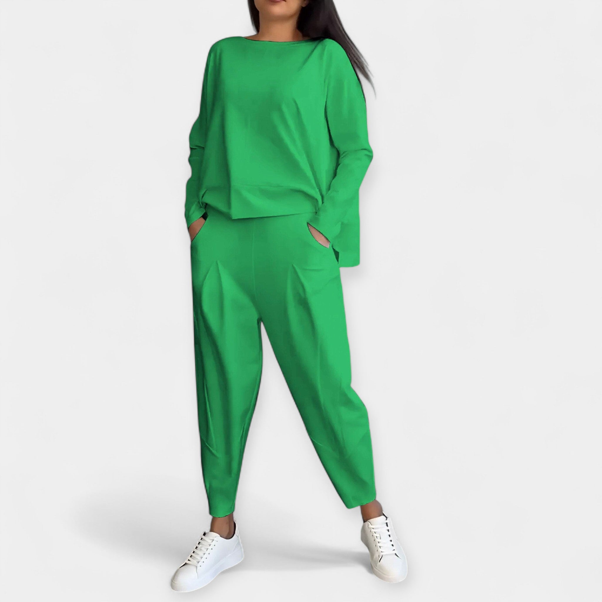 Pikkide varrukatega komplekt