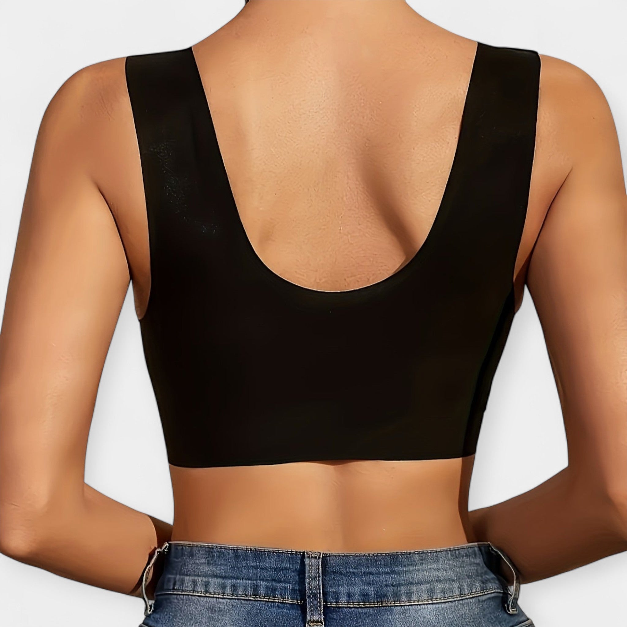 Elegantne traadita rinnahoidja tugevdustega