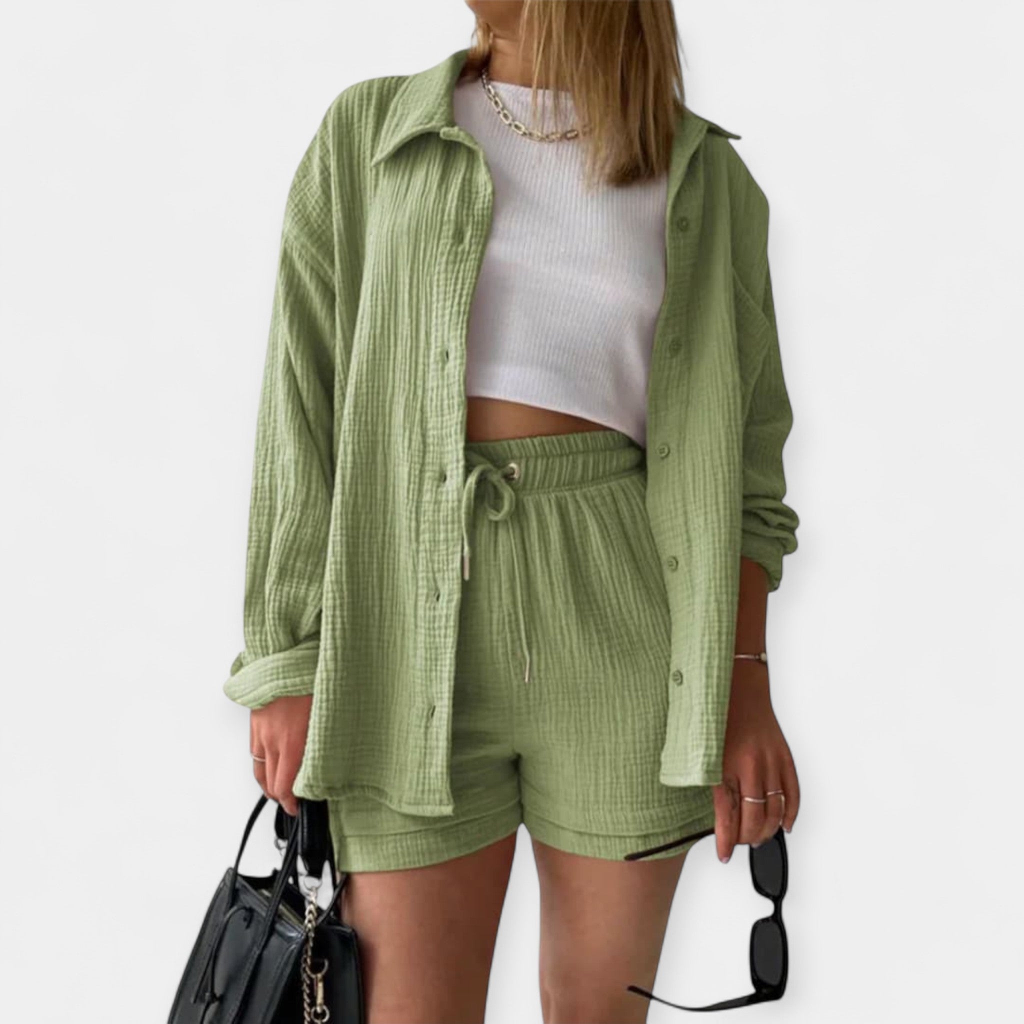 Two-tone summer top-shorts set