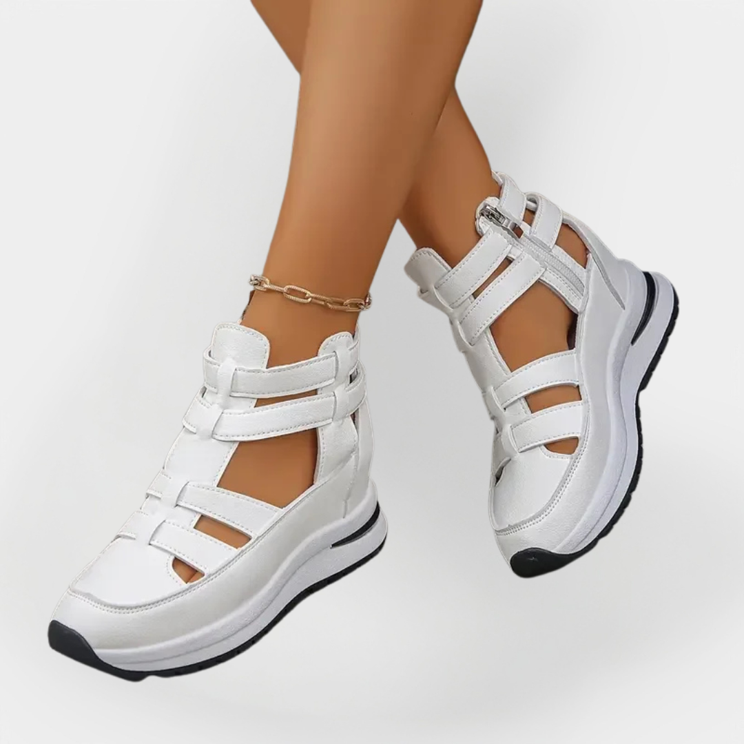 Elegant Lightweight Heeled Sandal with Side Zipper