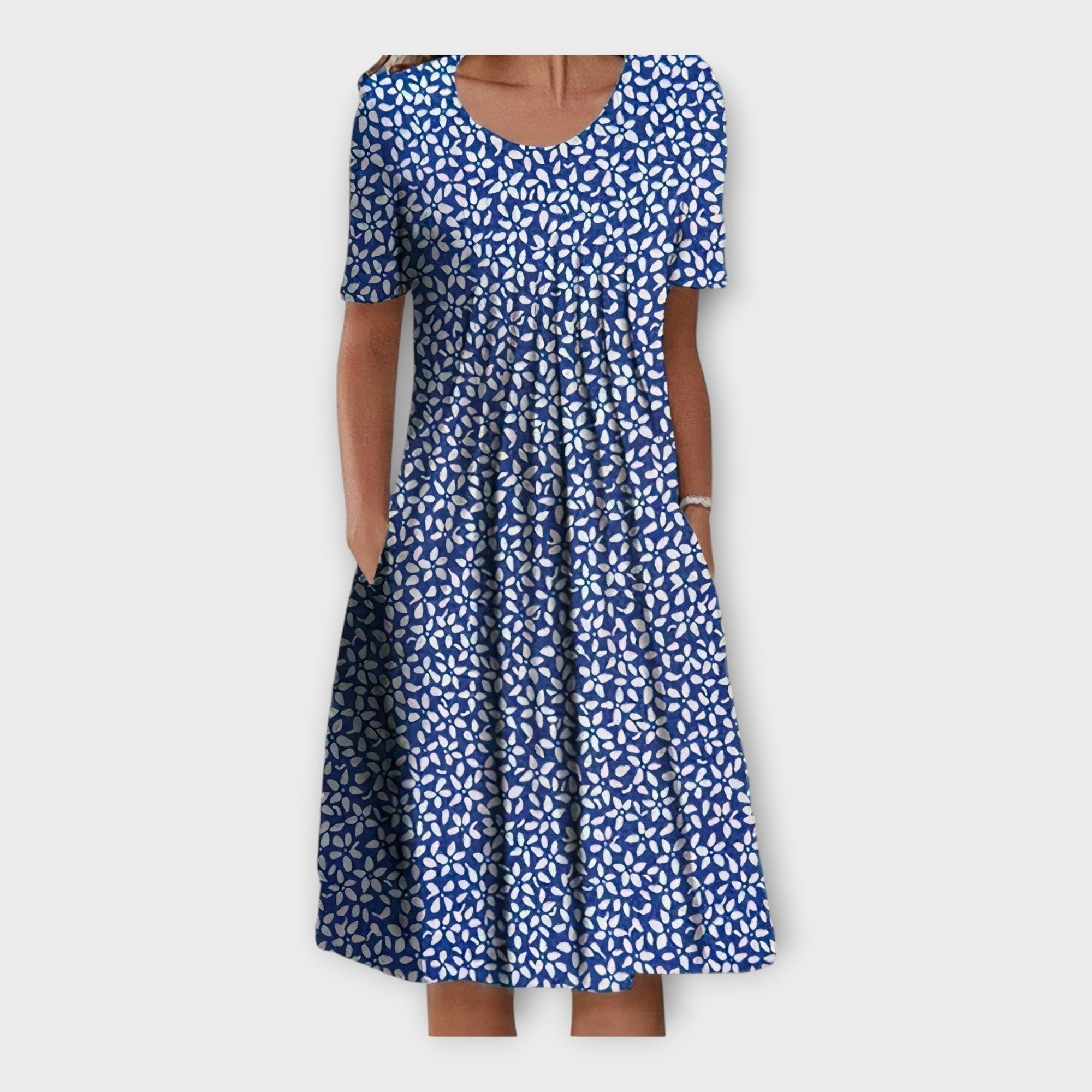 Dress with Floral Pattern and Short Sleeves