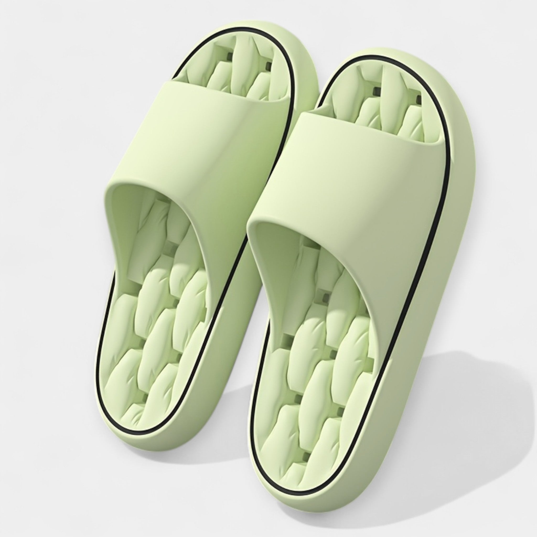 Suvised libisemiskindlad sussid