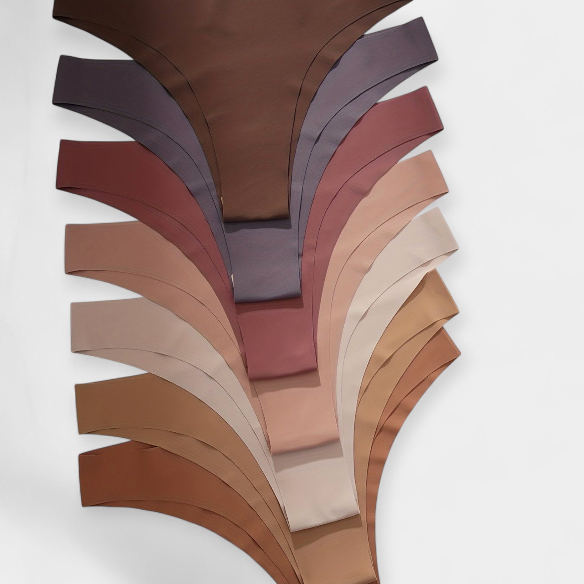 7 lihtsakoeliste hipster-aluspükste komplekt