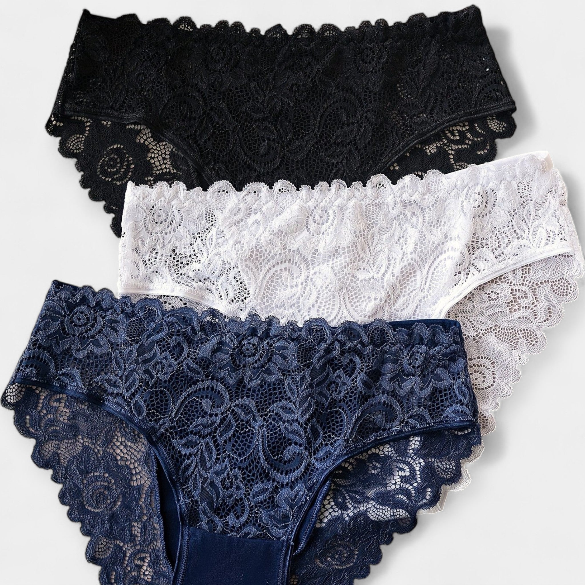 Set of 3 lace panties