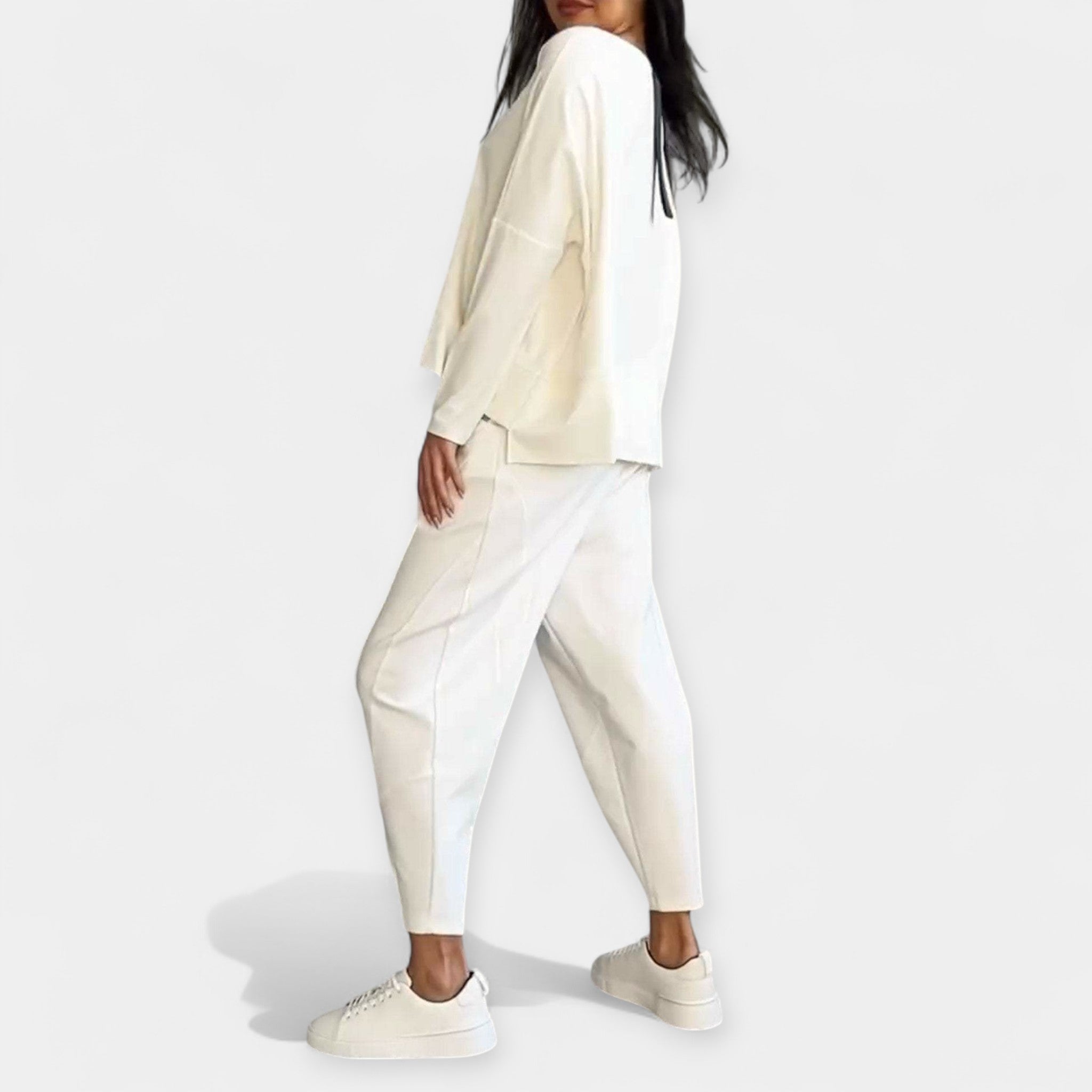 Pikkide varrukatega komplekt