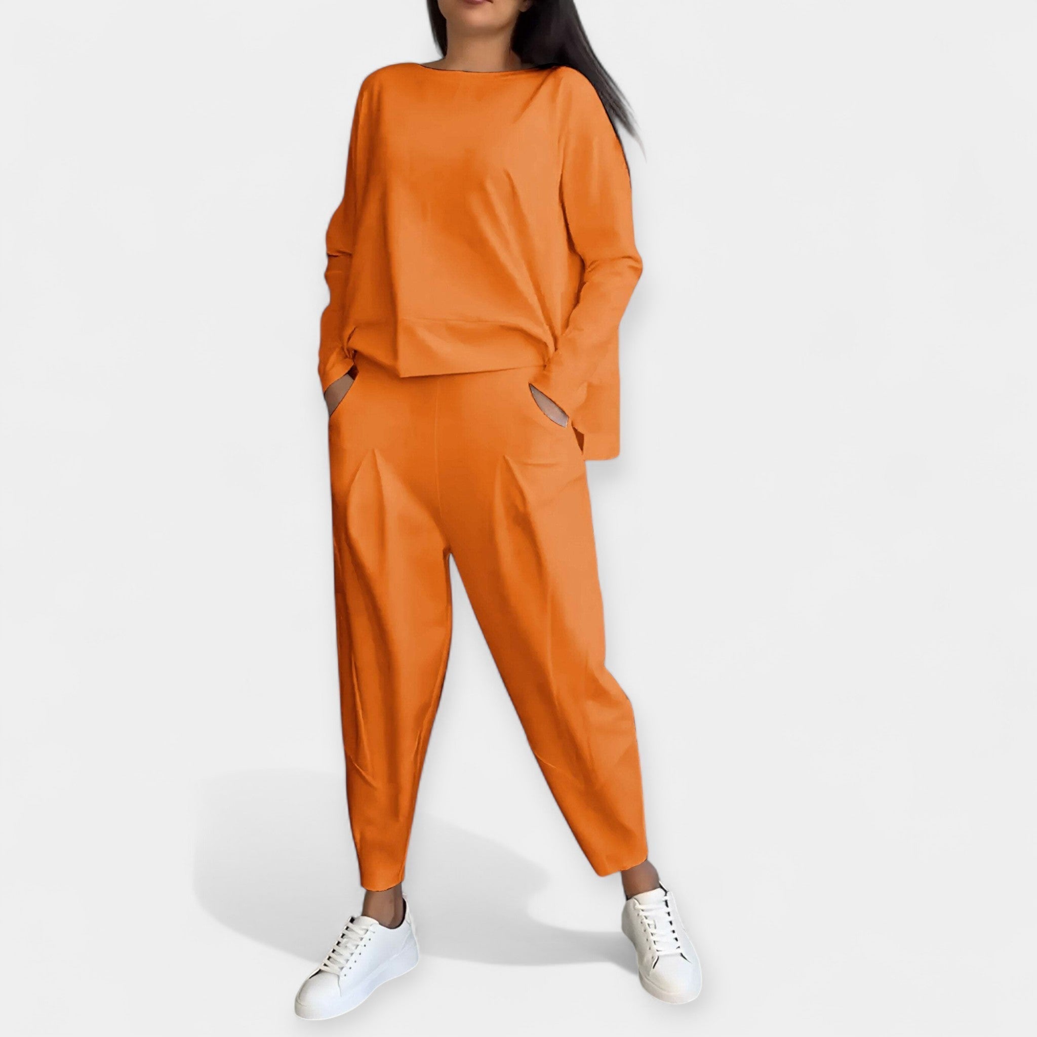 Pikkide varrukatega komplekt