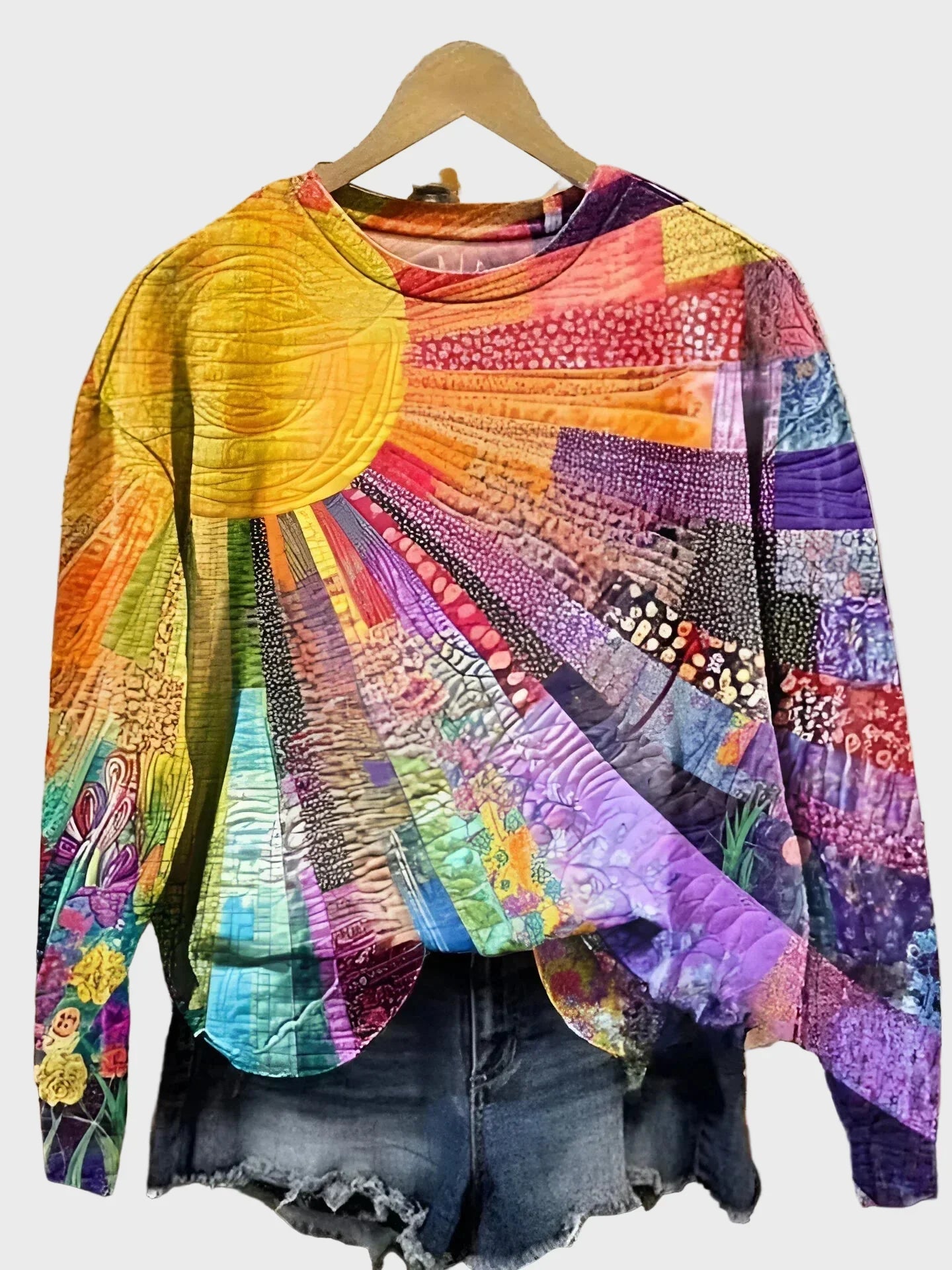 Knitted Sweatshirt with Sunbeam Design